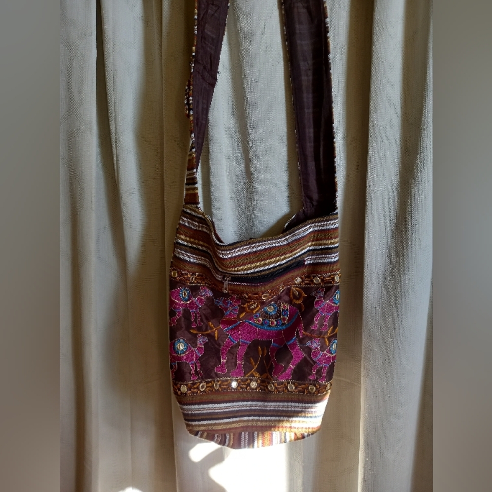 Cotton shoulder sling market bag with elephant